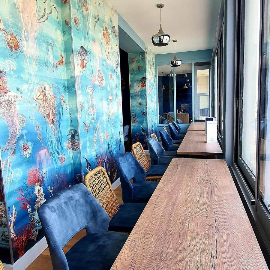 Hotel Restaurant L'Atelier Des Cousins Шатлайон-Плаж Экстерьер фото